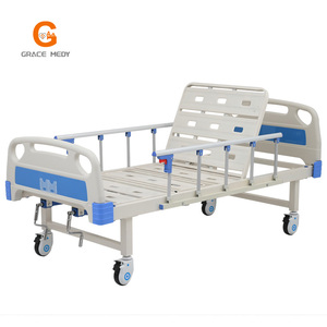 <span class=keywords><strong>2</strong></span> кривошипа <span class=keywords><strong>2</strong></span> функциональная Регулируемая медицинская мебель Складная ручная Больничная кровать для пациента с роликами - Product Image 2