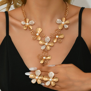 Модные европейские и американские ювелирные наборы, популярные инкрустированные стразами серьги и колье - Product Image 3