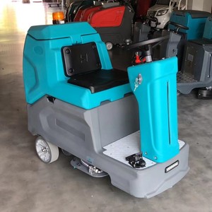 Industrial Cleaning Automatic Washing Commercial <b>Scrubbing</b> Machine Ride on Floor Scrubber With 145L Dual-<b>brush</b> Floor Scrubber - Product Image 1
