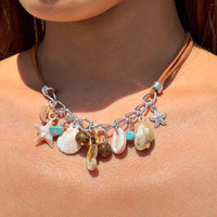 Nouveauté en gros : Colliers bohèmes coquillages et conques, style vacances à la plage, chaînes de clavicule et accessoires assortis pour les voyages.