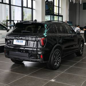 2023 LYNK & CO 01 Batería Coche eléctrico 5 puertas 5 plazas Hatchback con Carga rápida de 0,5 horas a la venta - Product Image 1