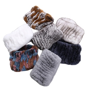 Winter-Elastik-Nackenring-Ohrenwärmer aus Rexkaninchenfell als Stirnband - Product Image 1