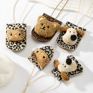 Sac en peluche à imprimé léopard avec chaîne, collier portable mignon pour enfants, style unisexe 1 2 3 4 5 - Product Image 1