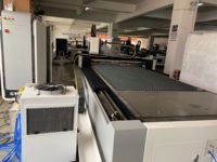 Machine de découpe laser CNC pour laiton, fer, acier au carbone, acier inoxydable, machine de découpe laser à fibre