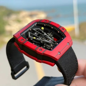 Montre pour homme haut de gamme en fibre de carbone, bracelet en acier inoxydable et caoutchouc, verre saphir, carrée, résistante à l'eau 10 bars - Product Image 5