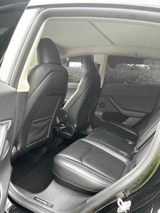 Modelo Y 2023 Usado, SUV de Rango Estándar, 5 Asientos, Volante a la Izquierda, Asientos de Cuero, Neumáticos R20, Interior Oscuro, Panorámico, Emisiones Y VI - Product Image 3