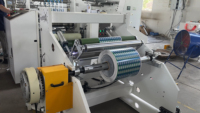 Machine d'enroulement de bobines pour ruban adhésif, film OPP, film PET, film PE, film d'emballage, film aluminium, film optique, film d'étiquetage en moule