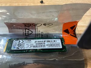 MZVKW1T0HMLH 1TB M.2 NVMe โซลิดสเตท ฮาร์ดดิสก์ สภาพดี 98% สำหรับเดสก์ท็อปและแล็ปท็อป - Product Image 2