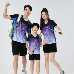 T-shirt de course personnalisé pour adulte, dégradé de couleurs, séchage rapide, respirant et anti-transpiration pour le badminton, le tennis de table et le volley-ball - Product Image 5