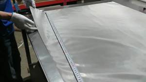 Malla de Acero Inoxidable Tejida de 100 Mallas y 125/140 Micrones para Filtración en Seco con Servicios de Soldadura, Doblado y Corte - Product Image 6