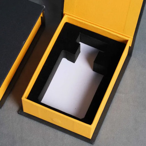 Bán buôn cao cấp tùy chỉnh 50ml từ miếng bọt biển lót thân thiện với môi bảng màu xám Eva chèn chai nước hoa Bộ Quà Tặng dập nổi - Product Image 3