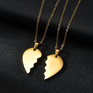Collar con Colgante de Corazones Divididos Grabados en Acero Inoxidable 18K para Parejas, Joyería con Frase 'I Love You' - Product Image 2