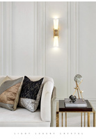 Lámpara de pared con espejo, candelabro de metal, lámpara LED para biblioteca, cuerpo de latón hecho a mano con lámina de oro para darle un aspecto envejecido, para sala de estar, ático moderno