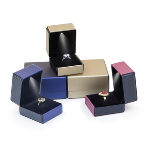 Wholesale Led Light Jewelry Gift Box Luxury Packaging Ring Pendant Display Box Led Jewelry Display Box Custom - Product Image 6