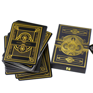 Caja de naipes de lujo de oro negro con estampado personalizado OEM de alta calidad, caja de póquer con logotipo personalizado para juegos de mesa profesionales - Product Image 5
