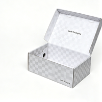 Boîte à chaussures en carton avec logo personnalisé, laminage noir mat, boîtes d'expédition en carton ondulé noires pour baskets, chaussures de sport, boîte en papier