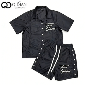 <span class=keywords><strong>Ensemble</strong></span> 2 pièces polo et <span class=keywords><strong>short</strong></span> en nylon polyester pour homme avec logo personnalisé, idéal pour l'été – Survêtement OEM - Product Image 6