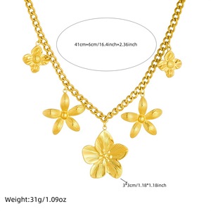Gold Plated Stainless Steel Flower Pendant Chunky Chain Clavicle Necklace For Women Party Jewelry - Product Image 4