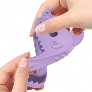 Funda Protectora de Silicona con Diseño de Monstruo de Dibujos Animados para Botella de <span class=keywords><strong>Perfume</strong></span> de 30 ml, Antideslizante y Antigolpes - Product Image 4