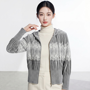 เสื้อโค้ทพลีทคุณภาพสูง Miyake สำหรับผู้หญิง รุ่นใหม่ ซิปแบบหลวม สไตล์ลำลอง เสื้อแจ็คเก็ตหนาสำหรับฤดูหนาว ขายส่ง - Product Image 3