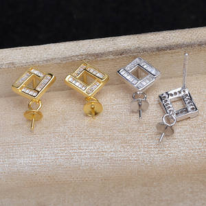 ตัวเรือนต่างหูเงินแท้ S925 ทรงสี่เหลี่ยมขัดเงา อุปกรณ์ DIY สำหรับเครื่องประดับมุก ลูกปัดเว้นวรรค 16.5-16.7 มม. รุ่น Ma Bei 6082 อุปกรณ์ทำเครื่องประดับ - Product Image 1