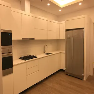 优质设计师小家具现代模块化白色高光漆面厨柜