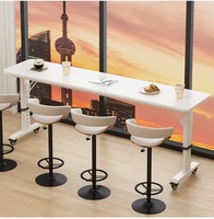 Table de lit mobile réglable en hauteur avec conception allongée, bureau d'étude et de travail mural