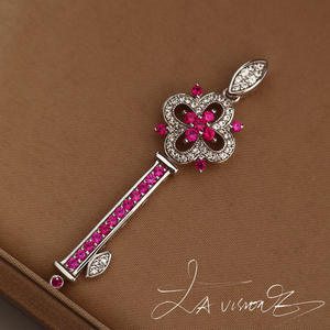 Colgante de Plata 925 de la Serie Counterattack con Incrustaciones de Cristal y Diamantes de Imitación Estilo Vintage - Product Image 3