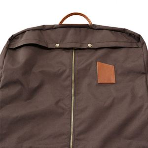 Muestra Gratuita, Fabricación OEM, Logotipo Personalizado, Bolsa de Lona Encerada Marrón, Portátil y Resistente, para Empacar Ropa, Funda de Viaje para Trajes - Product Image 4
