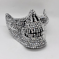Masque de mascarade en forme de crâne avec dents et mâchoires en strass pour adultes, idéal pour les fêtes d'Halloween et les déguisements