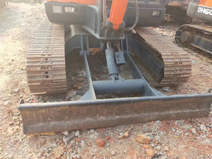Excavadora Doosan DH60-7, Color Naranja, Maquinaria de Construcción de Tipo Oruga, Equipo Usado, 5750 kg, 0-2000 Horas, Origen Corea - Product Image 3