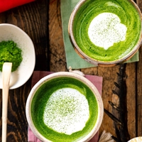 Thé vert matcha de qualité cérémonielle 100% biologique de style japonais, vente en gros de matcha d'Uji