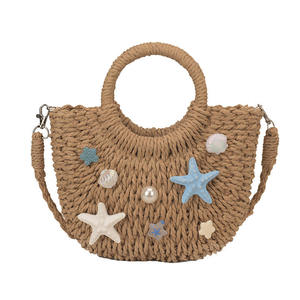 Sac bandoulière tressé fait main pour femme, sac nuage polyvalent en paille, sac de plage en coquillages naturels pour les vacances d'été - Product Image 2