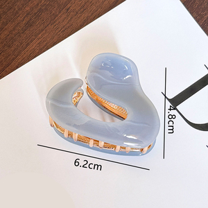 6.2Cm Pháp Cao Cấp Cảm Thấy Tóc Claw <span class=keywords><strong>Clip</strong></span> Phong Cách Mới Claw <span class=keywords><strong>Clip</strong></span> Chất Lượng Cao Thanh Lịch <span class=keywords><strong>V</strong></span>à Sáng Bóng Surfacefashion Tóc <span class=keywords><strong>Clip</strong></span> - Product Image 4