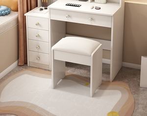 Coiffeuse moderne éclairée, réglable et extensible, bon marché, <span class=keywords><strong>en</strong></span> MDF, avec grand miroir LED, table de maquillage, vente <span class=keywords><strong>en</strong></span> gros - Product Image 5