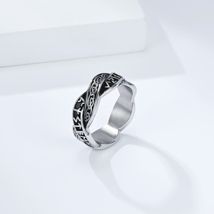 Bague en acier inoxydable titane à nœud éternel tissé avec inscription viking vintage pour homme, bijoux de mode pour <span class=keywords><strong>mariage</strong></span>, vente en gros Tempusort - Product Image 2