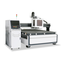 Machine de découpe CNC à changement d'outil automatique ATC 2030 avec commande DSP et moteur haute puissance pour la découpe et la gravure de bois/feuilles de meubles