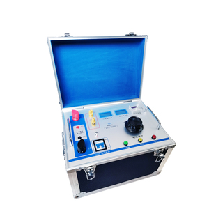 Générateur de courant de haute précision 3 kVA IP55 à fort courant pour injection de courant primaire dans les essais électriques - Product Image 1