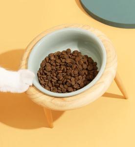 Comedero Artesanal de Madera para Gatos - Product Image 2