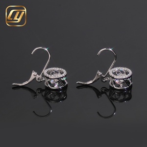 Boucles d'oreilles pendantes en argent sterling S925 avec moissanite scintillante, motif halo rond, bijoux pour femme - Product Image 4