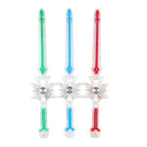Épée en cristal flocon de neige avec lumière LED et effets sonores pour enfants, idéale pour les fêtes, les marchés nocturnes, vente en gros - Product Image 5