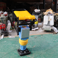 Moteur de vente chaud portable sol sautant Jack terre bourrage pilon petit pilon compacteur bourrage pilon