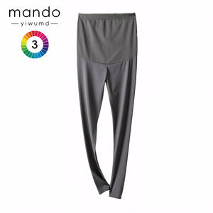 Leggings per donne incinte morbidi comodi come se non indossate niente Leggings premaman in cotone nero grigio - Product Image 2