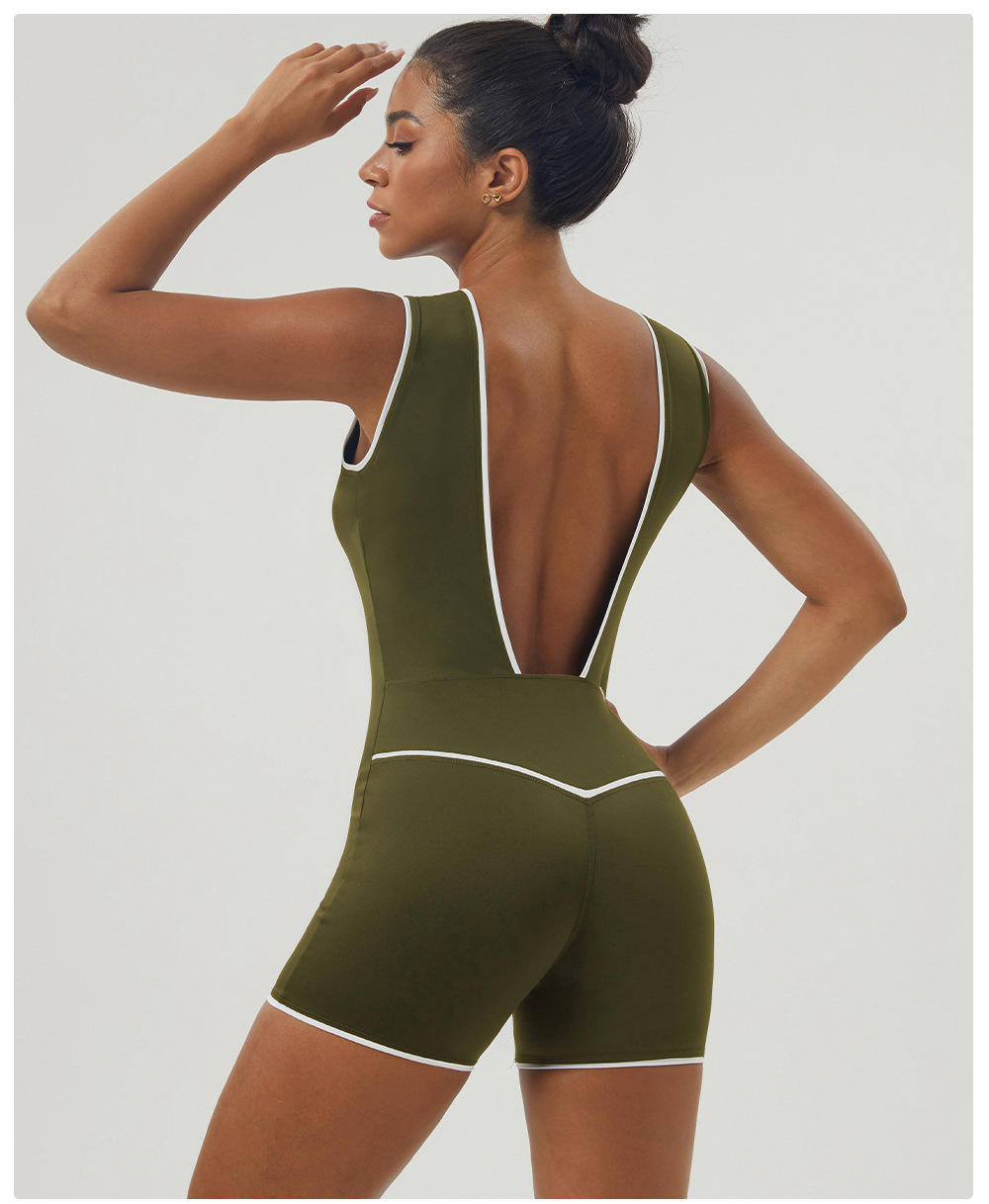 สีเขียวเข้ม