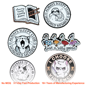 Bonitos broches de esmalte con diseño de gato, insignias de solapa, joyas para mochila, para miembros honoríficos del Club Siempre Dormilones, regalos para amigos - Product Image 1