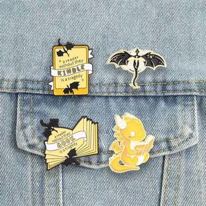 Offre Spéciale Halloween : Ensemble de Broches en Émail <span class=keywords><strong>Dragon</strong></span> Noir et Livre, Broche <span class=keywords><strong>Dragon</strong></span> Lecteur, Décoration de Sac à Dos pour Amateurs de Livres, en Métal Coulé - Product Image 4