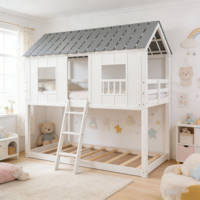 Lit cabane sur mesure pour plusieurs enfants avec toboggan et lits superposés de luxe