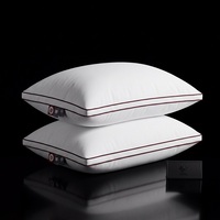 Matelas à soutien ferme blanc |   Coussin de qualité hôtelière en alternative au duvet, avec soufflets, garnissage moelleux et volumineux, certifié Oeko-Tex, idéal pour les dormeurs latéraux