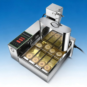 Fabricant automatique de beignets industriel utilisant une friteuse électrique commerciale avec mécanisme de retournement - Product Image 6