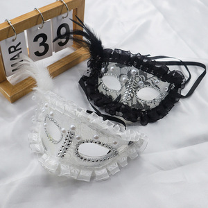Máscara Negra <span class=keywords><strong>para</strong></span> Disfraz <span class=keywords><strong>de</strong></span> Fiesta con Temática Femenina, <span class=keywords><strong>Maquillaje</strong></span> <span class=keywords><strong>de</strong></span> Alta Gama, Plumas <span class=keywords><strong>de</strong></span> Encaje, Máscara <span class=keywords><strong>de</strong></span> Ojos <span class=keywords><strong>de</strong></span> <span class=keywords><strong>Media</strong></span> <span class=keywords><strong>Cara</strong></span> - Product Image 3
